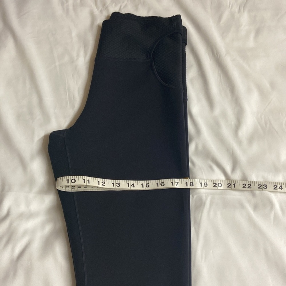 Nike.Women’s,Black Tights.Size-Large. - Picture 9 of 13